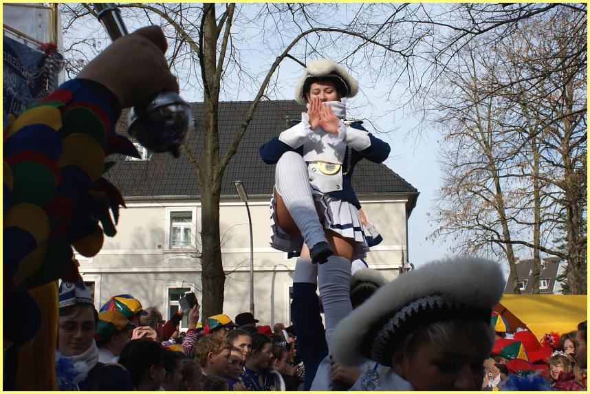 Weiberfastnacht_19_20