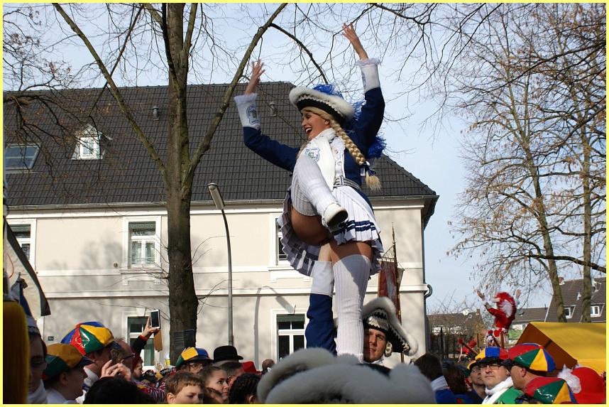 Weiberfastnacht_19_21