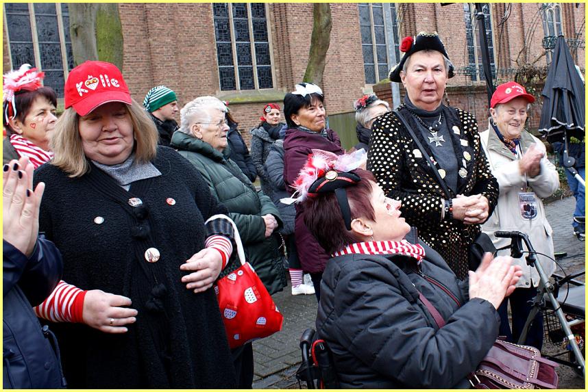 Weiberfastnacht_20_04