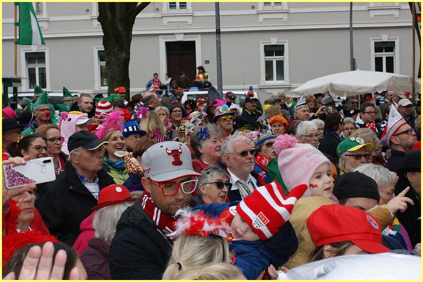 Weiberfastnacht_20_24