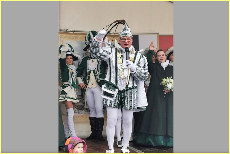 Weiberfastnacht_24_20