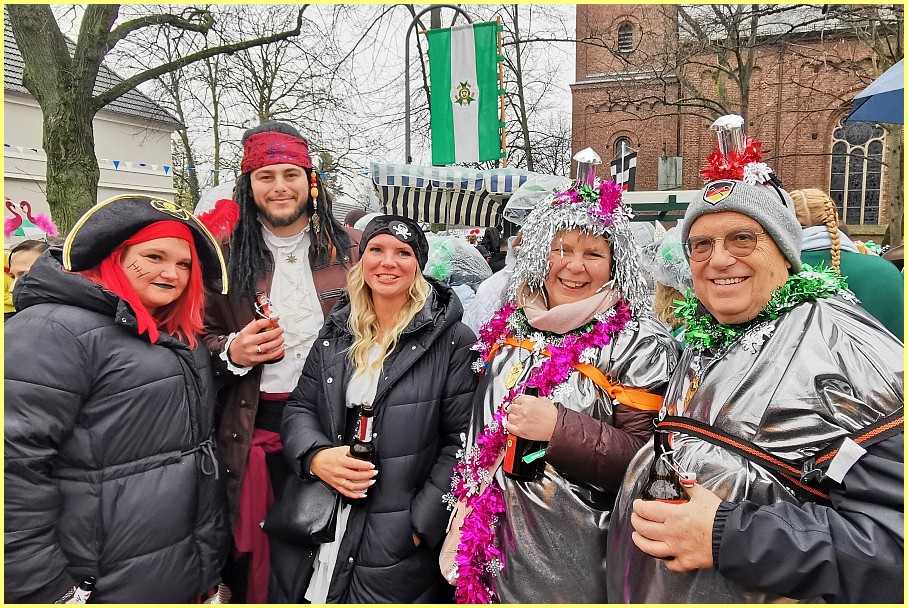 Weiberfastnacht_24_24