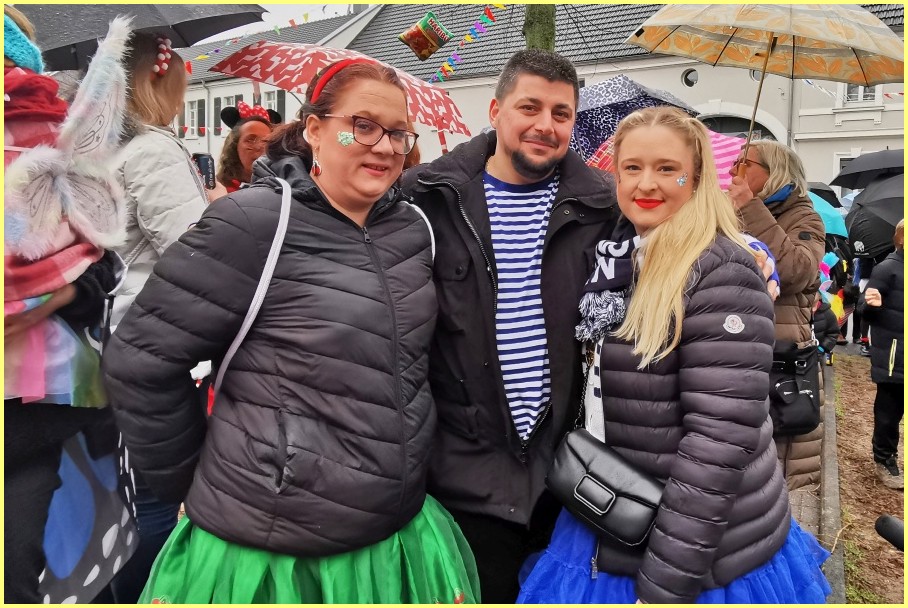 Weiberfastnacht_24_25