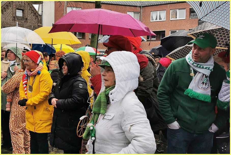 Weiberfastnacht_24_33