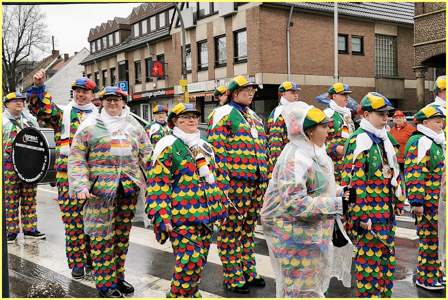 Weiberfastnacht_24_37