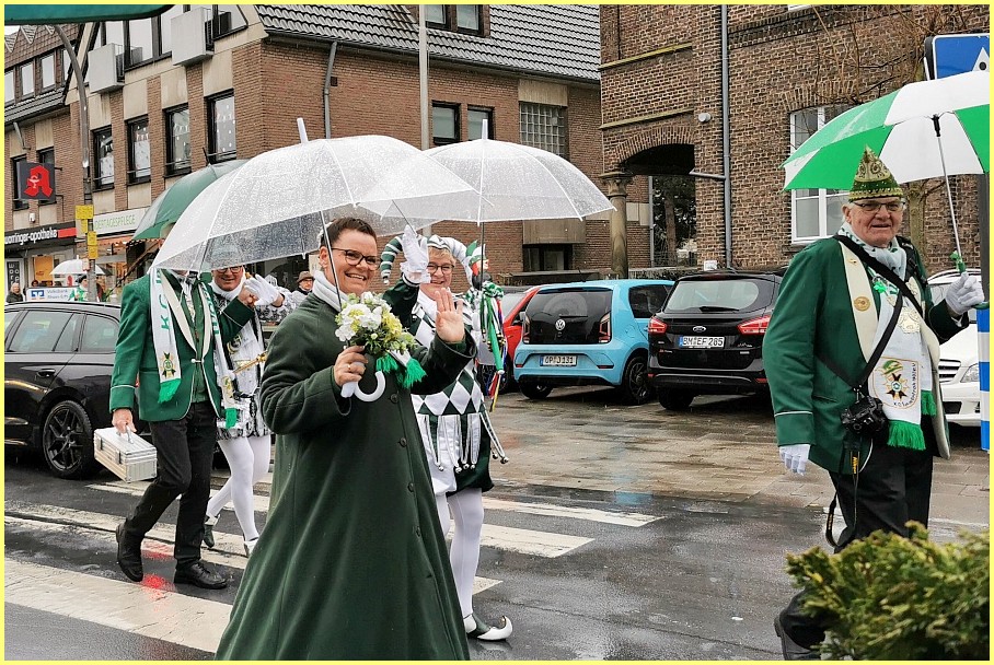 Weiberfastnacht_24_46