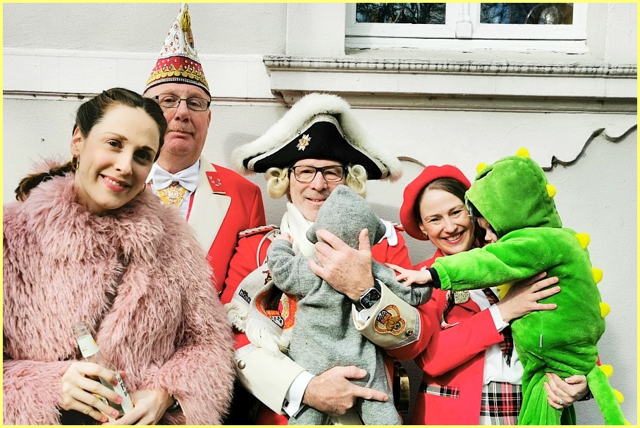 Weiberfastnacht_25_32