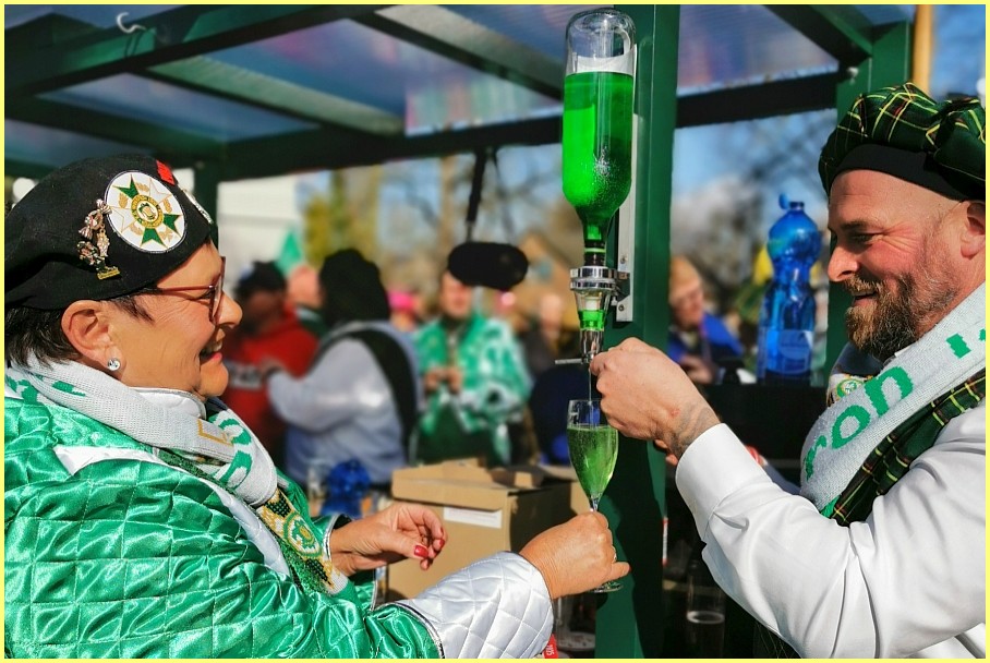 Weiberfastnacht_25_39