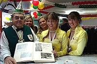 Franz Josef Lukas mit Prinzenbuch