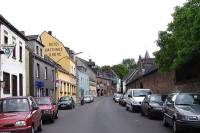 St. T�nnisstr., Richtung "Alter Markt". Linker Hand in gelb zu sehen: "Zur Krone"